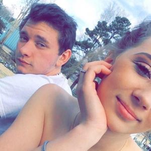 Meet your Posher, Hunter